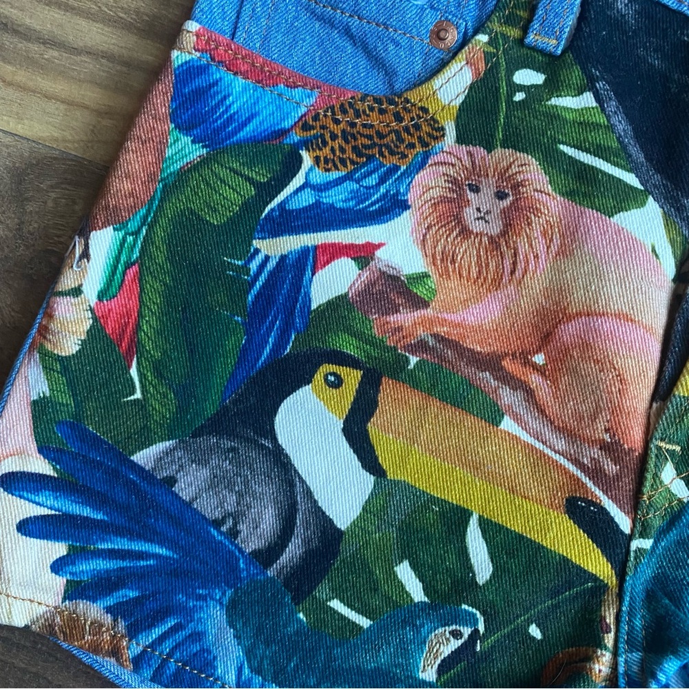 Levi's Farm Rio RARE Blue Animal Print Jean Ribcage Shorts - Picture 3 of 13